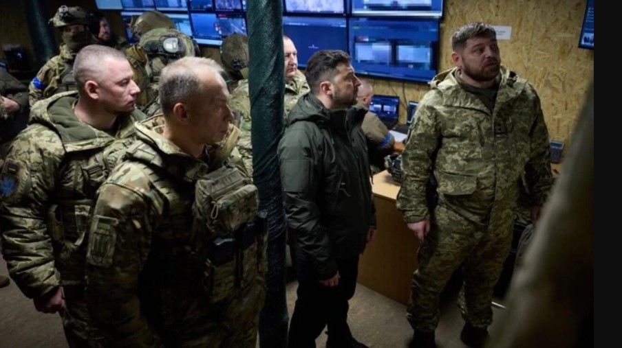  Сирський доповів Зеленському про найгарячіші точки фронту